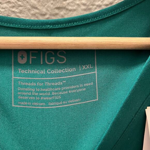 NWT FIGS Catarina Contrast One Pocket Scrub Top Hunter Green 2XL Medical Nurse - Picture 5 of 8